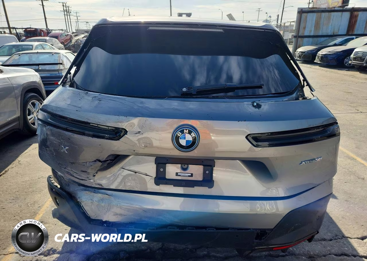 2023 BMW Ix xDrive50 VIN:WB523CF03PCM19294 - 6