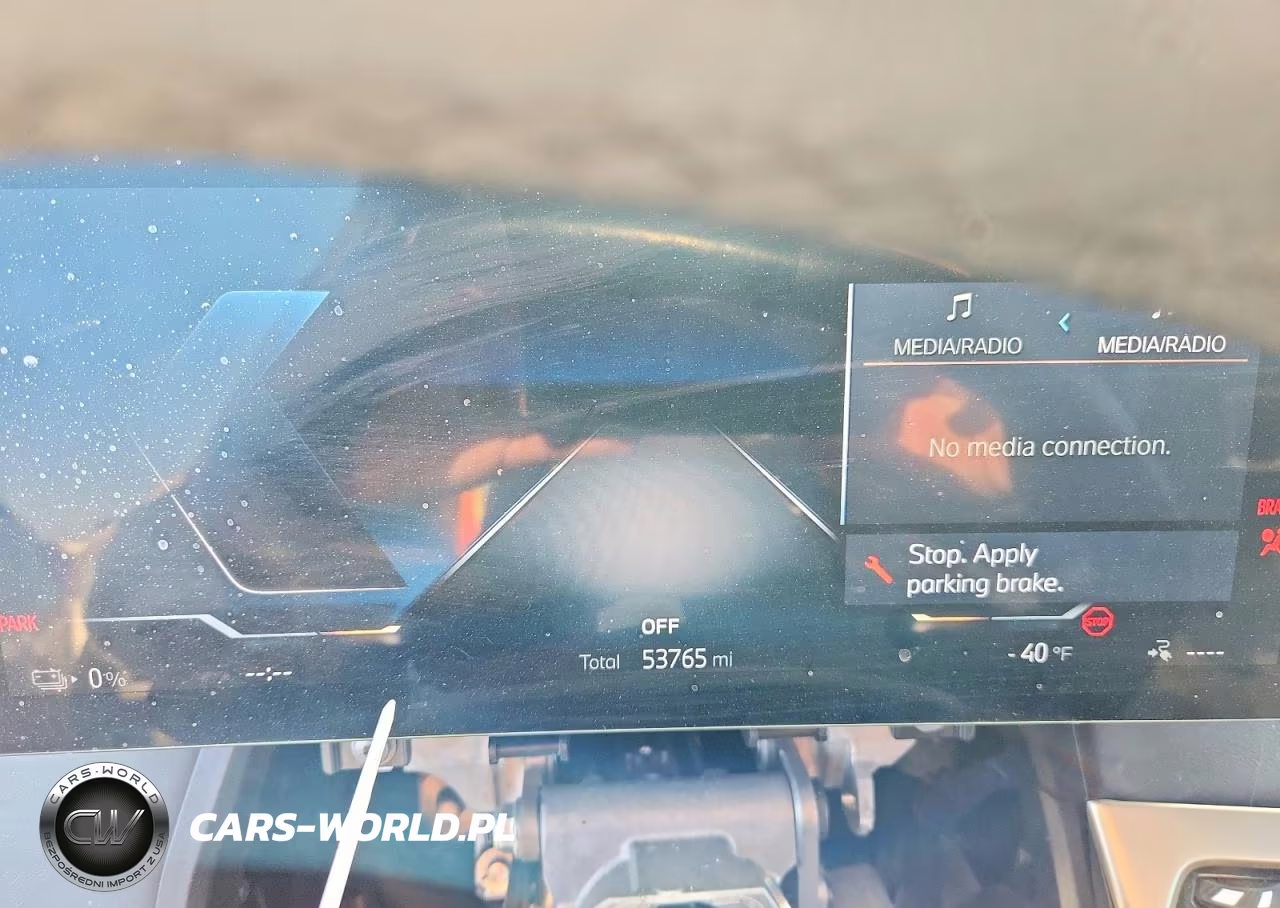 2023 BMW Ix xDrive50 VIN:WB523CF03PCM19294 - 9