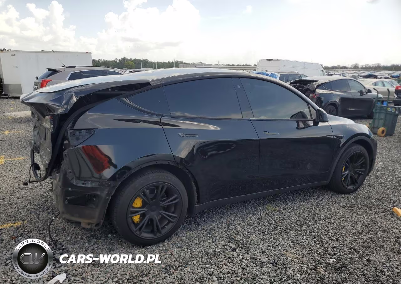2020 Tesla Cybertruck VIN:5YJYGDEE2LF029838 - 3