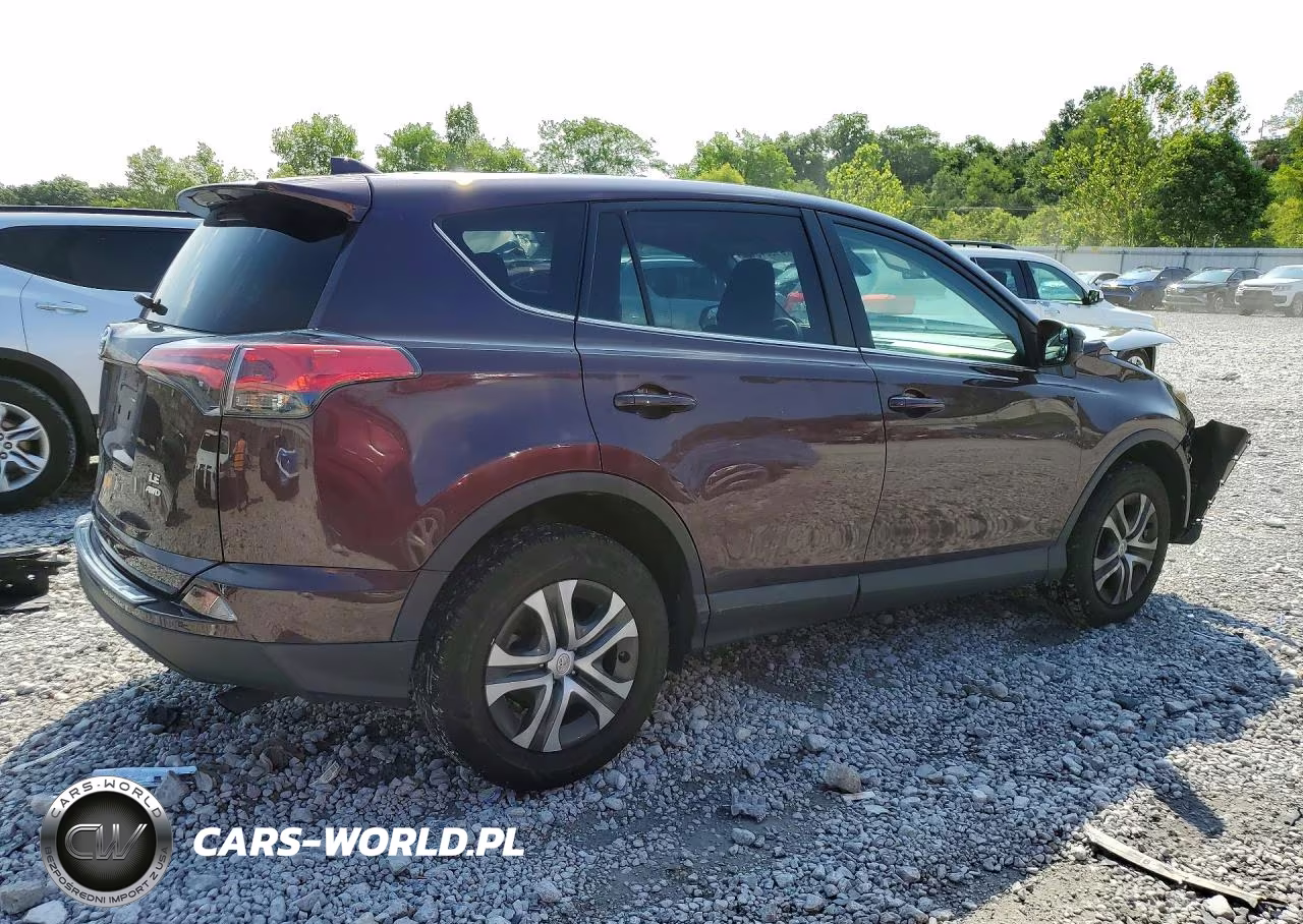 2018 Toyota Rav4 Le VIN:2T3BFREVXJW777394 - 3