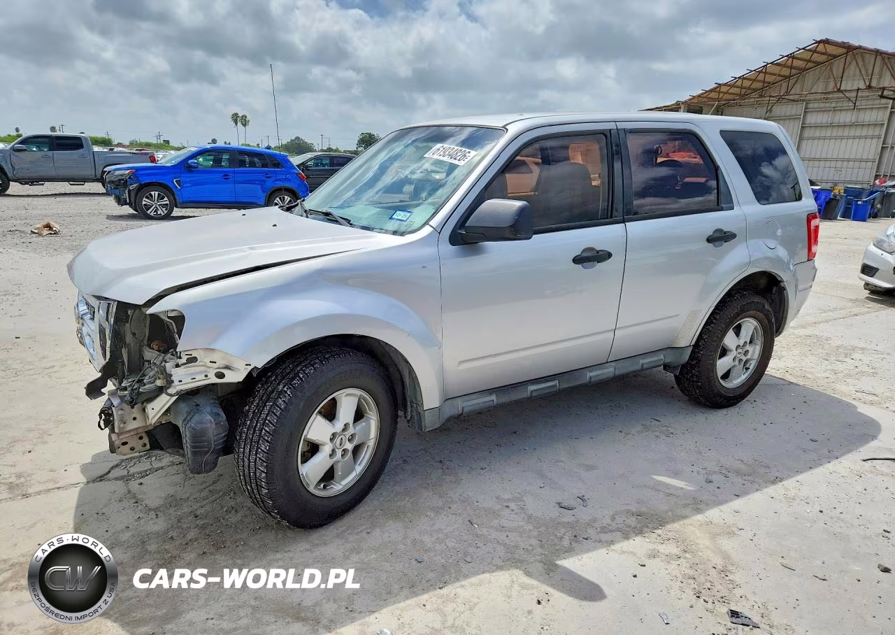 2010 Ford Escape Xls – zdjęcie 1 z 12