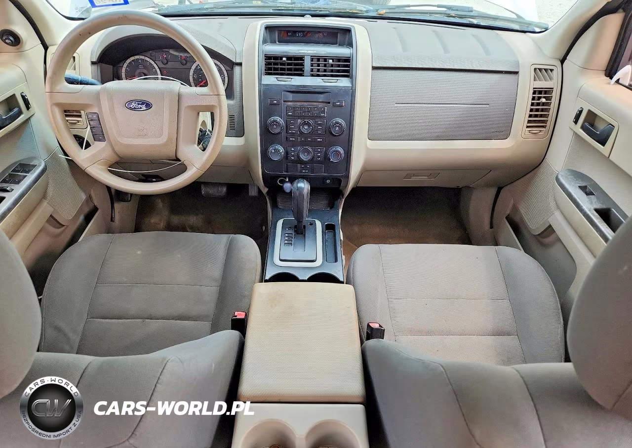 2010 Ford Escape Xls VIN:1FMCU0C77AKD45327 - 8