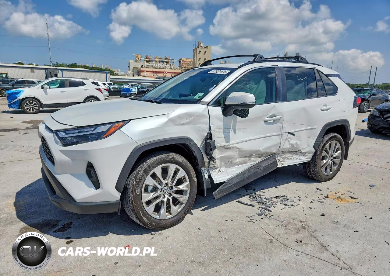 2025 Toyota Rav4 Xle Premium – zdjęcie 1 z 12