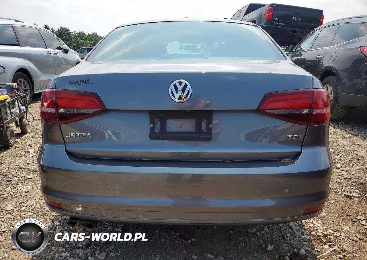2018 Volkswagen Jetta S VIN:3VW2B7AJXJM220714 - 6