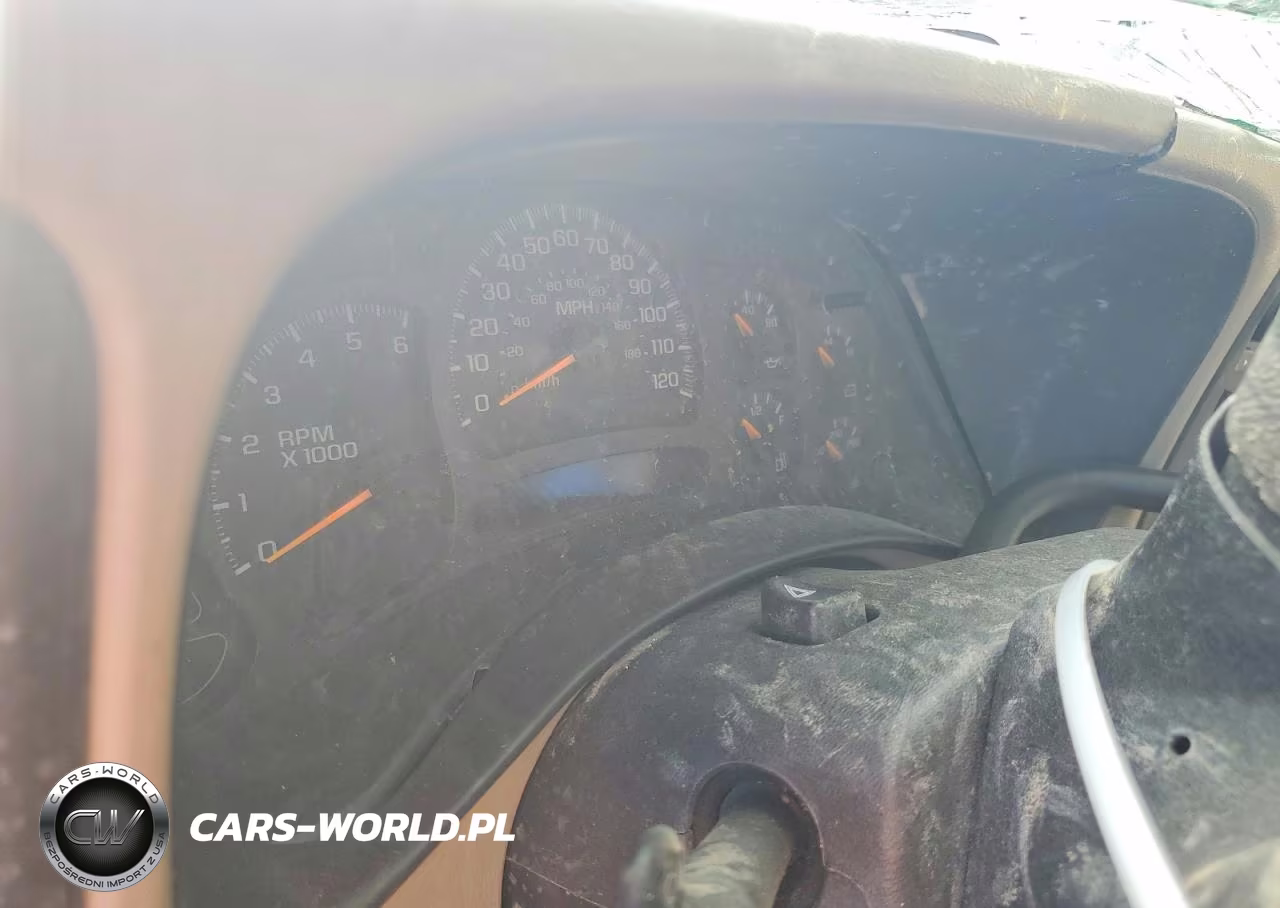 2004 Chevrolet Silverado K1500 VIN:2GCEK13TX41327785 - 9