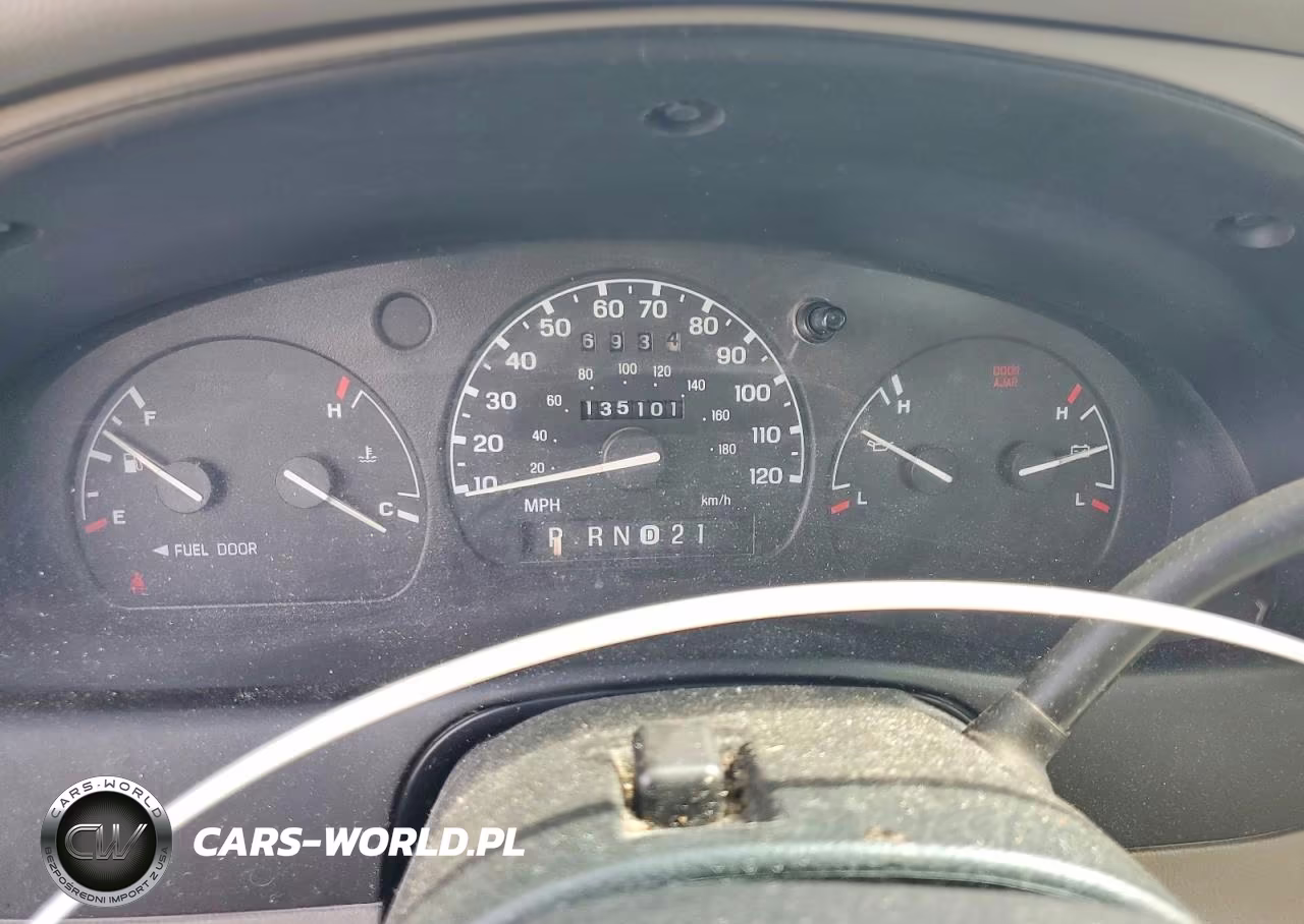 2000 Ford Ranger Super Cab VIN:1FTYR14V8YPB61087 - 9