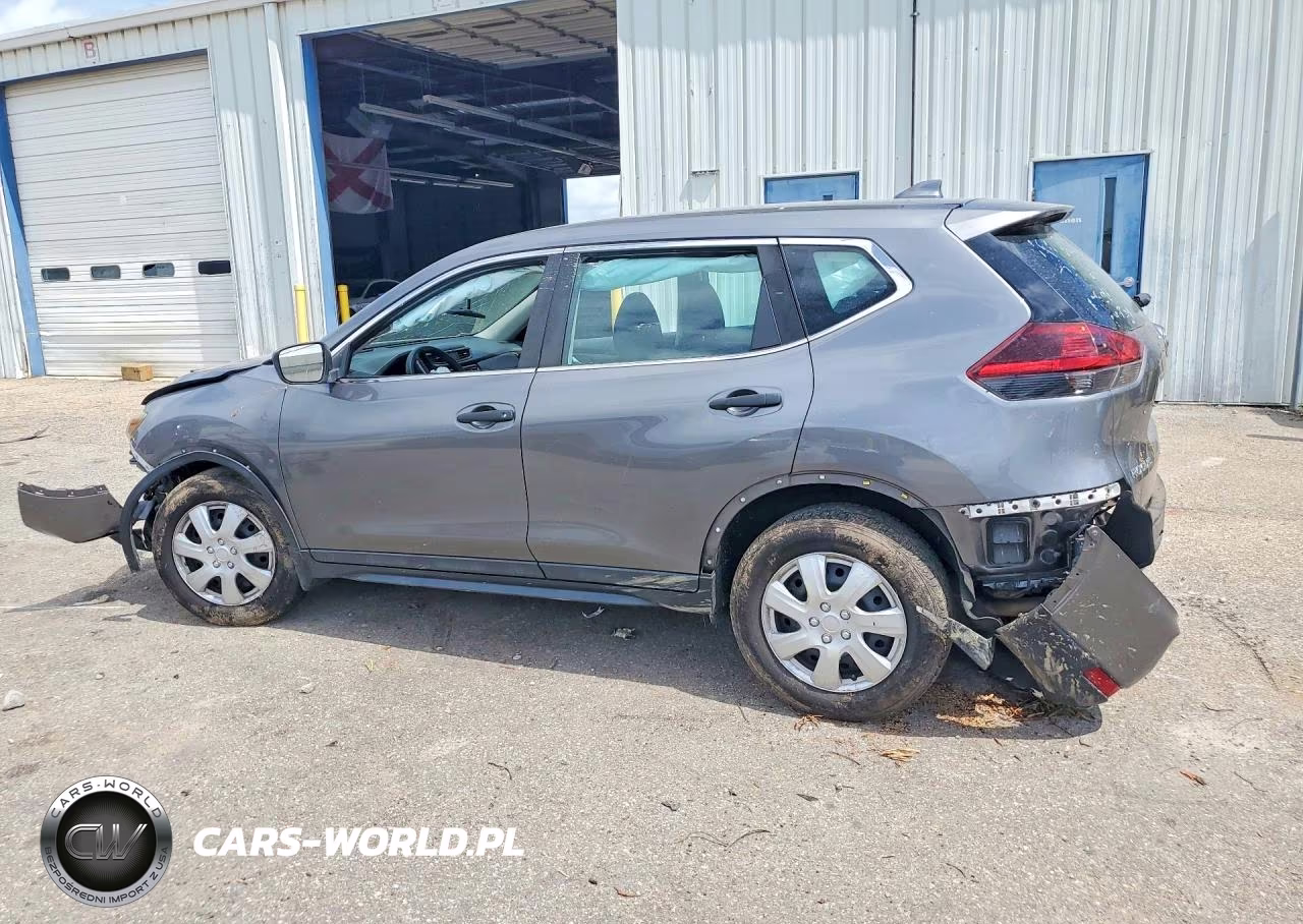 2018 Nissan Rogue S VIN:5N1AT2MV7JC829012 - 2