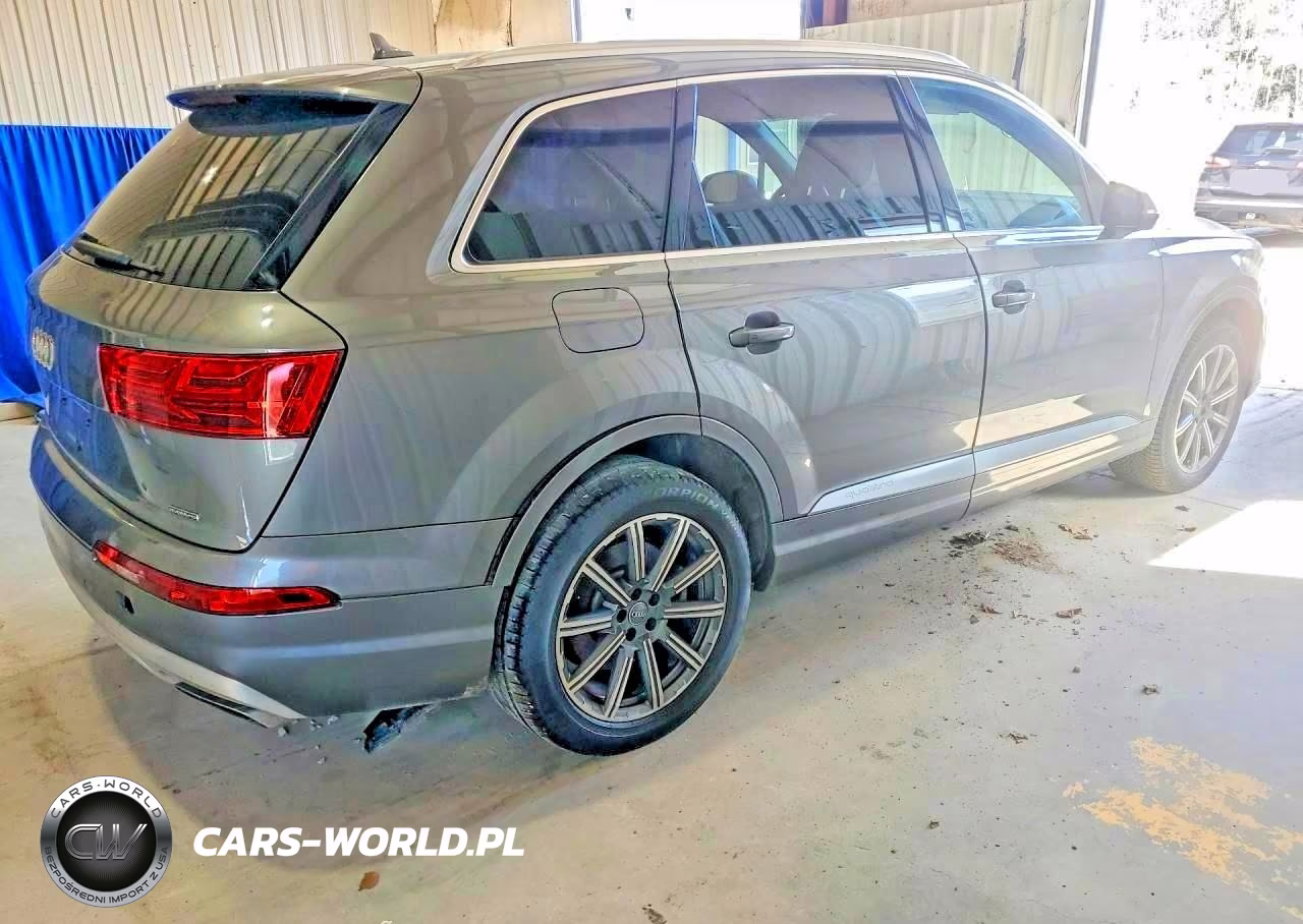 2017 Audi Q7 Premium Plus VIN:WA1LHAF78HD036162 - 3