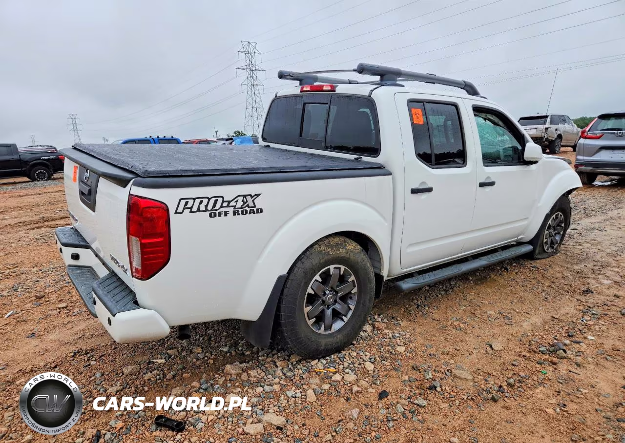 2020 Nissan Frontier Pro-4X VIN:1N6ED0EB3LN709563 - 3