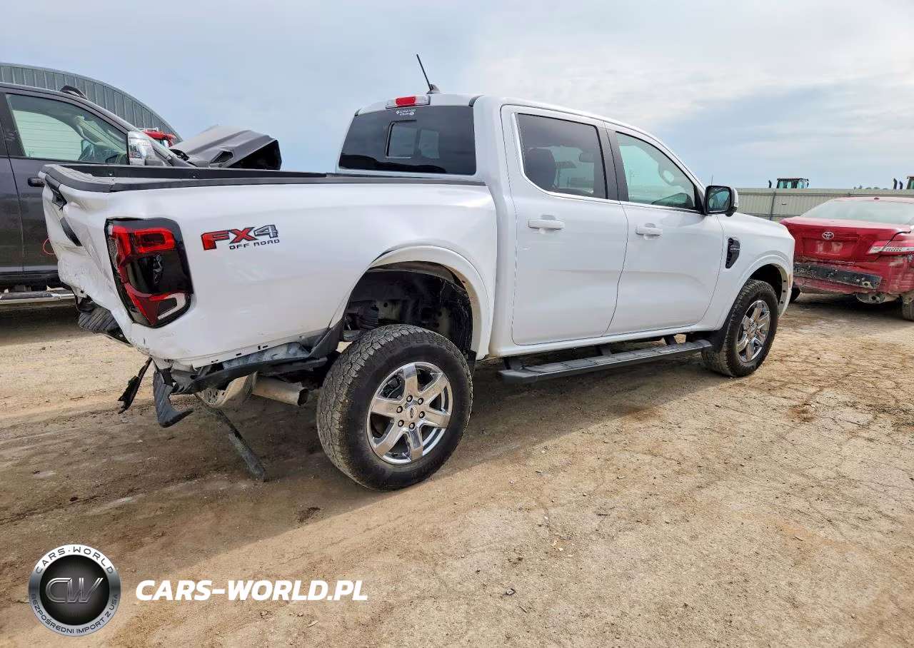 2025 Ford Ranger Lariat VIN:1FTER4KH3SLE08645 - 3
