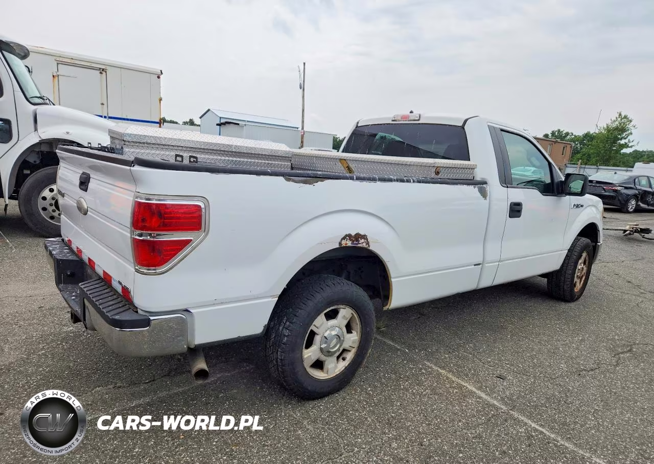 2011 Ford F150 VIN:1FTNF1CF8BKD84367 - 3