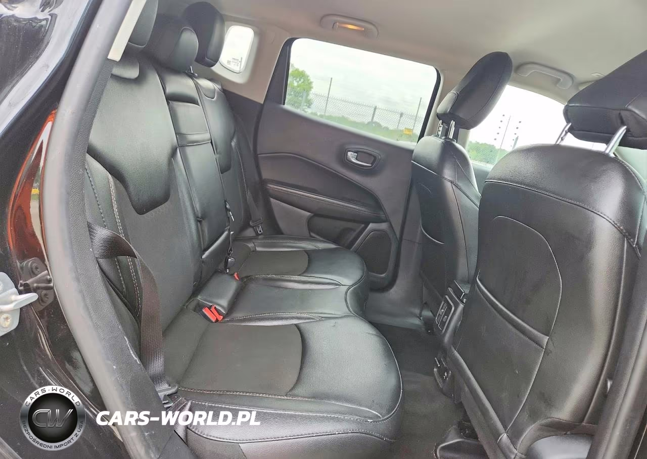 2019 Jeep Compass Latitude VIN:3C4NJDBB5KT653440 - 11