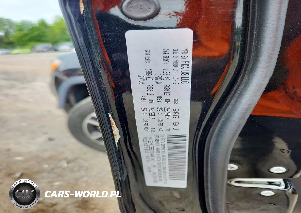 2019 Jeep Compass Latitude VIN:3C4NJDBB5KT653440 - 13