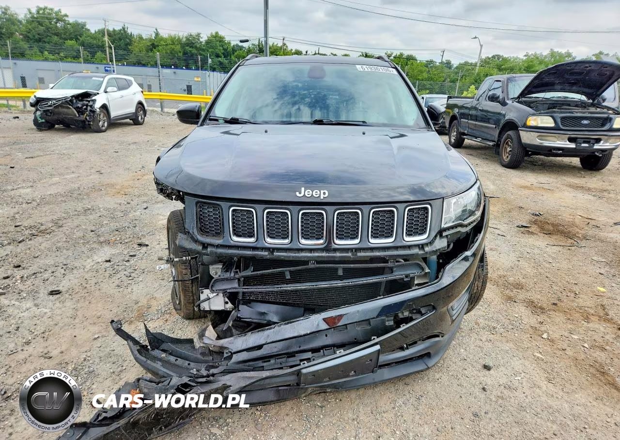 2019 Jeep Compass Latitude VIN:3C4NJDBB5KT653440 - 5