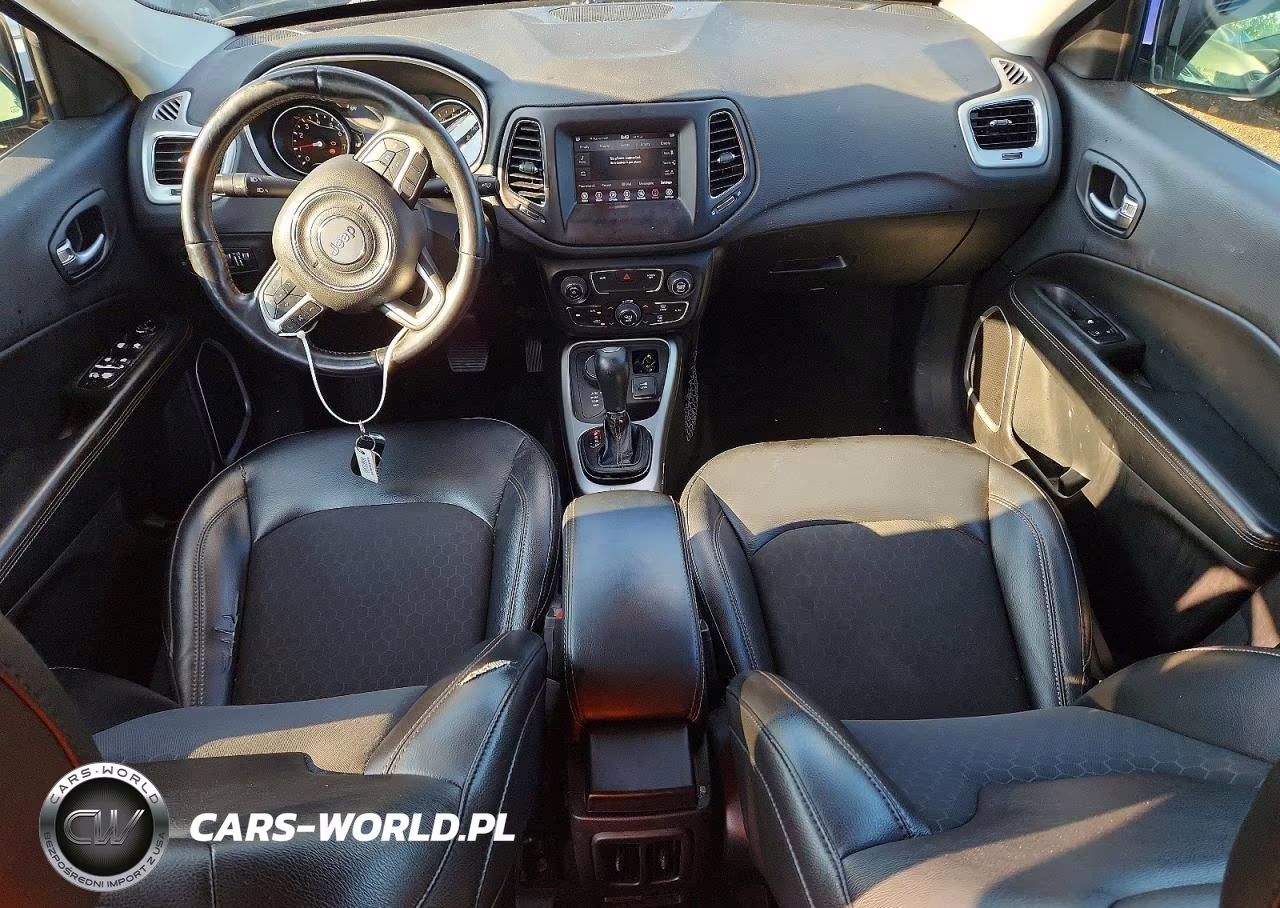 2019 Jeep Compass Latitude VIN:3C4NJDBB5KT653440 - 8
