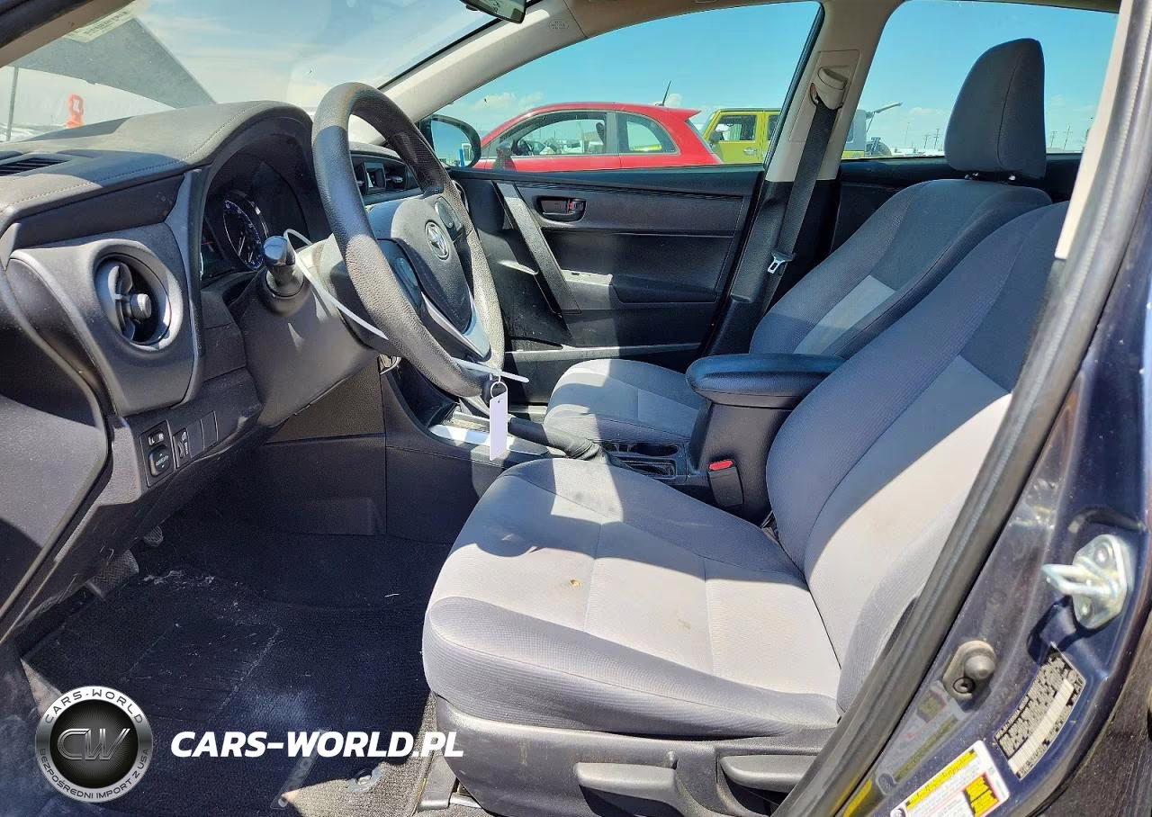 2019 Toyota Corolla L VIN:2T1BURHE5KC192879 - 7