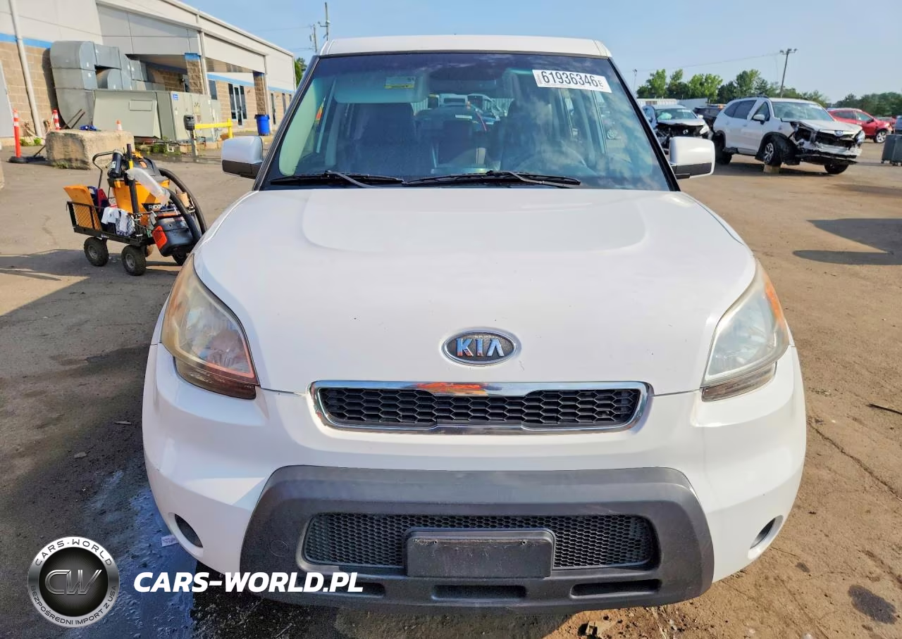 2010 Kia Soul + VIN:KNDJT2A25A7140822 - 5
