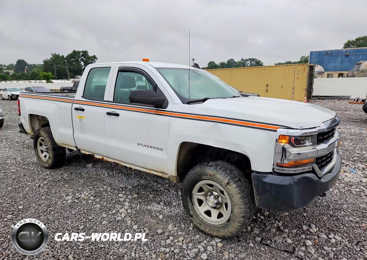 2017 Chevrolet Silverado K1500 VIN:1GCVKNEC6HZ359344 - 4