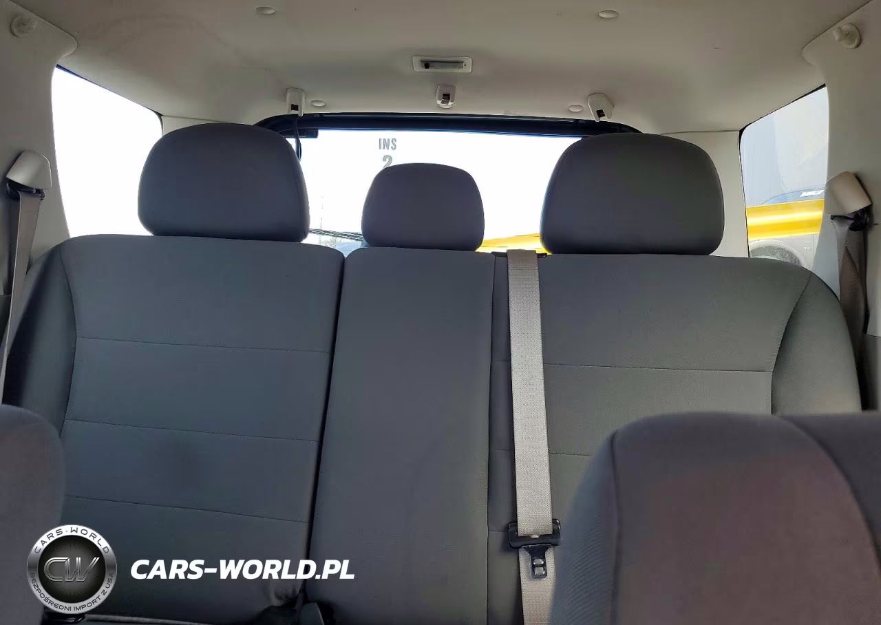 2010 Ford Escape Xls VIN:1FMCU9C79AKA02216 - 10