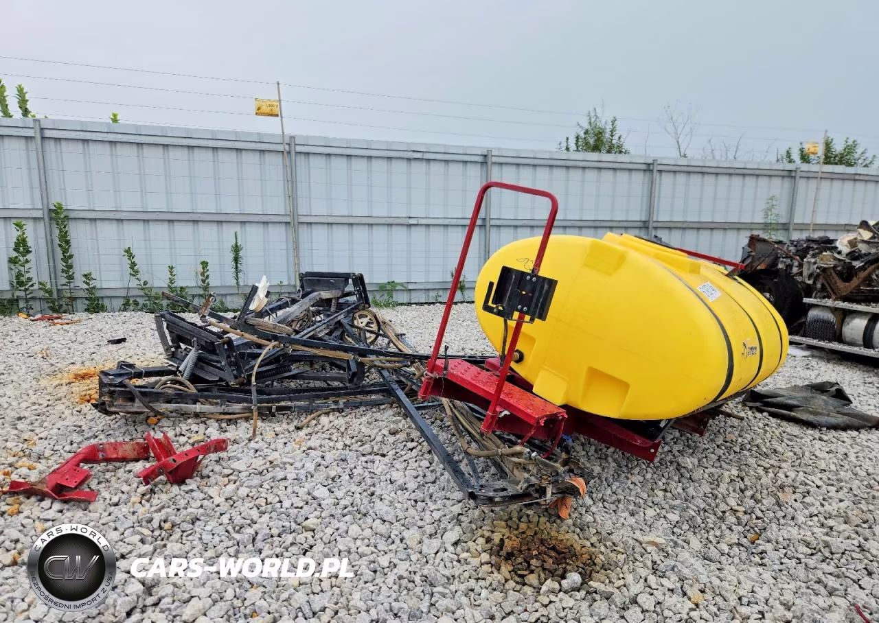 2005 Demco Turf Sprayer