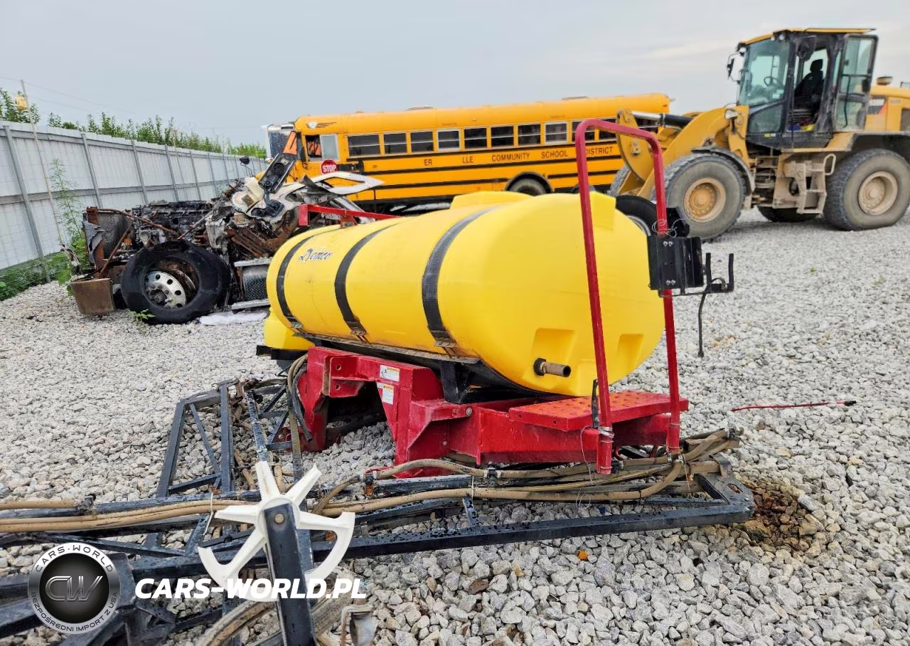 2005 Demco Turf Sprayer VIN:25009 - 5