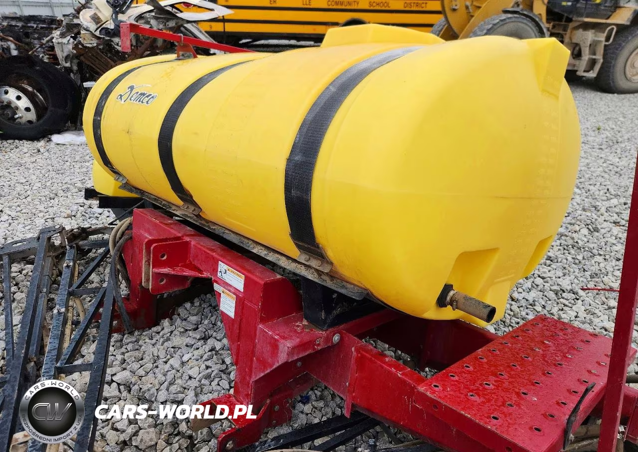 2005 Demco Turf Sprayer VIN:25009 - 7