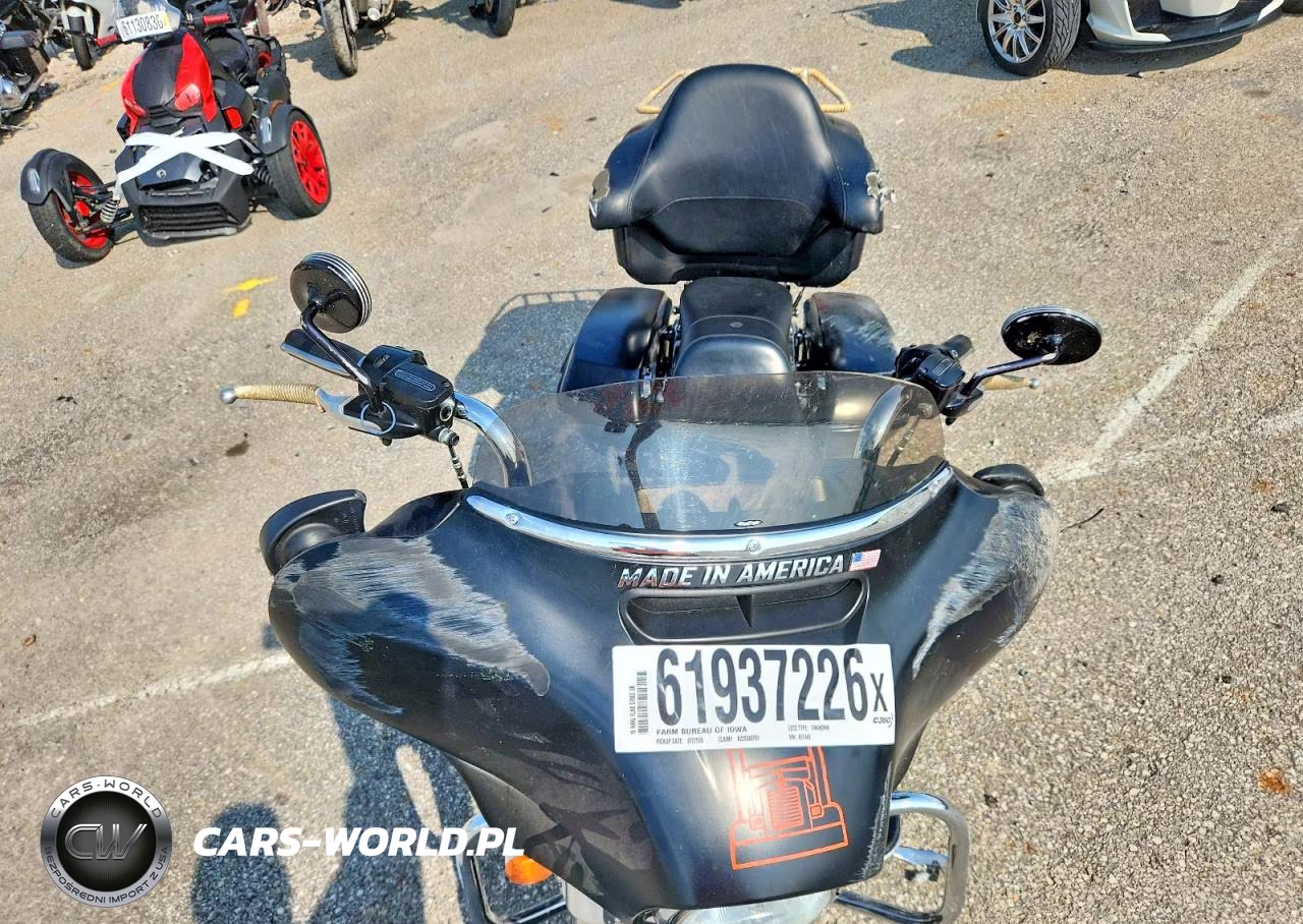 2016 Harley-Davidson Flhx Street Glide VIN:1HD1KBM15GB657449 - 5