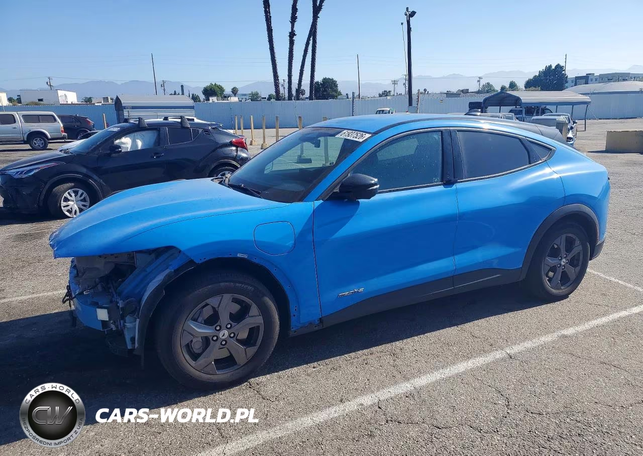 2023 Ford Mustang Mach-E Select VIN:3FMTK1R40PMA62682 - 1