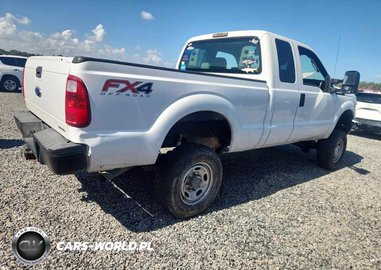 2013 Ford F250 Super Duty VIN:1FT7X2B69DEB32870 - 3