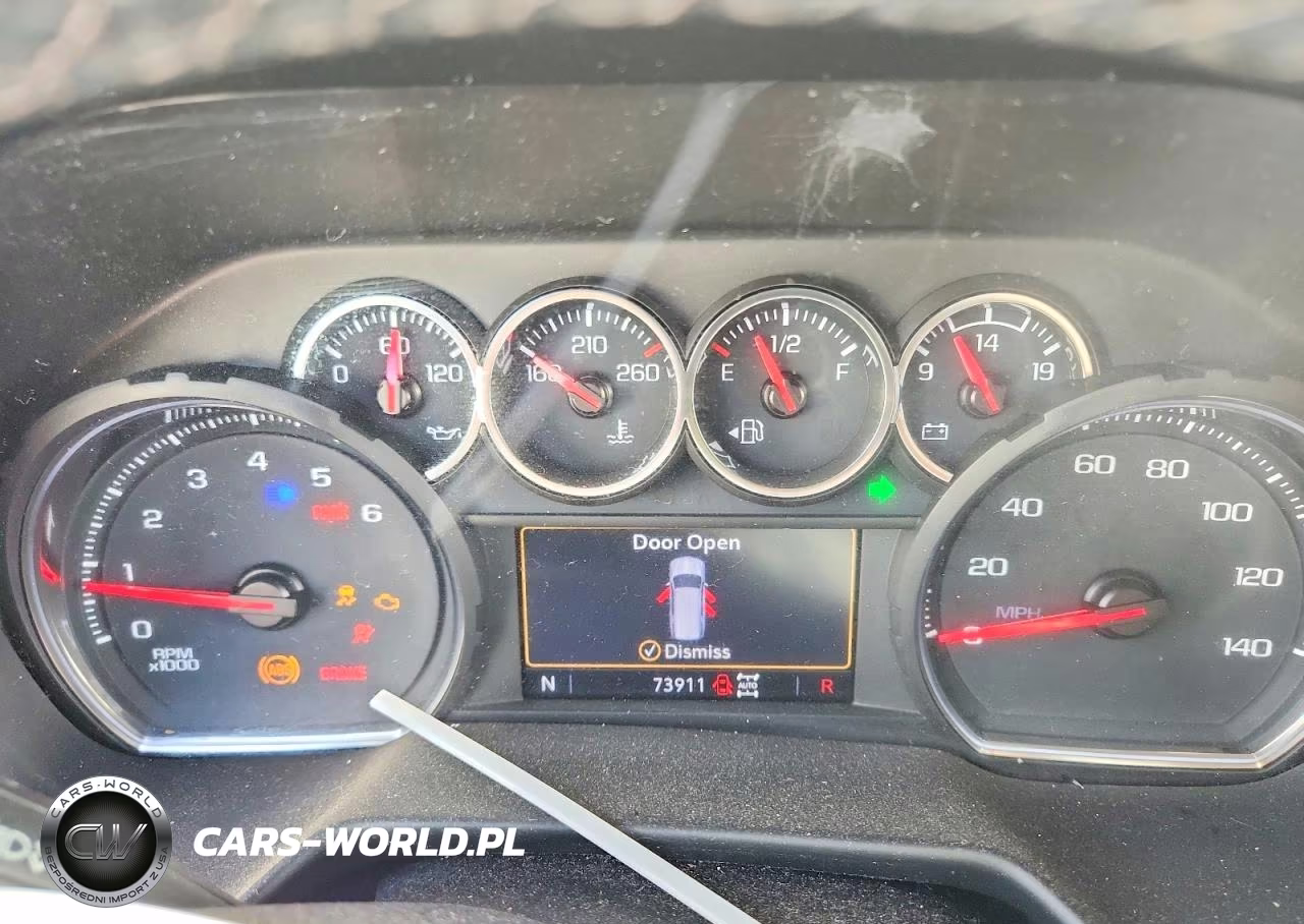 2021 Chevrolet Suburban K1500 Z71 VIN:1GNSKDKD3MR453161 - 9