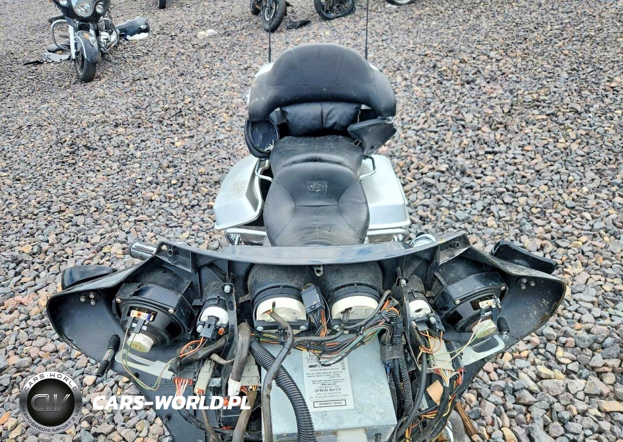 2003 Harley-Davidson Flhtcui Anniversary VIN:1HD1FCW413Y610914 - 5