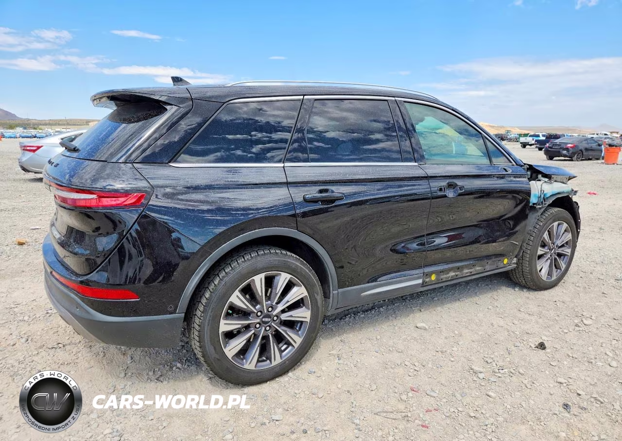 2020 Lincoln Corsair Reserve VIN:5LMCJ2D94LUL05330 - 3