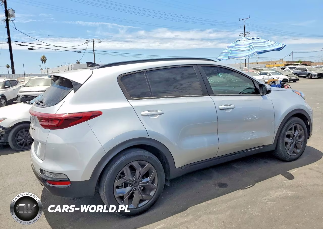 2021 Kia Sportage S VIN:KNDP63AC1M7936469 - 3