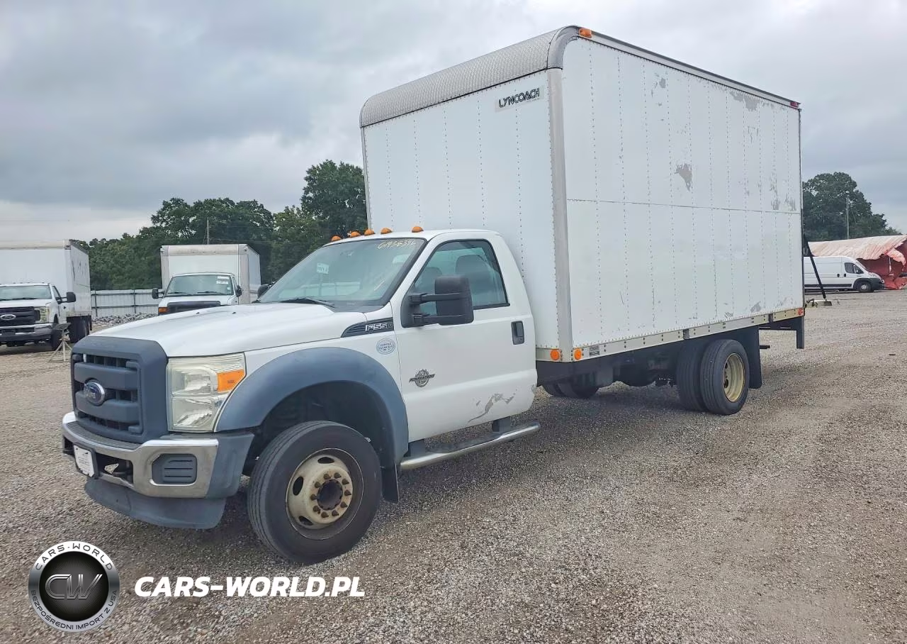 2014 Ford F550 Super Duty Box Truck