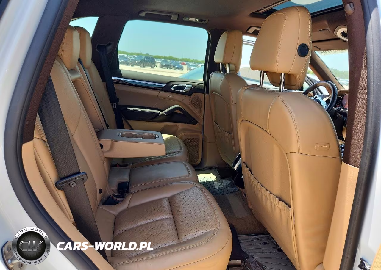 2017 Porsche Cayenne VIN:WP1AA2A23HKA82320 - 11