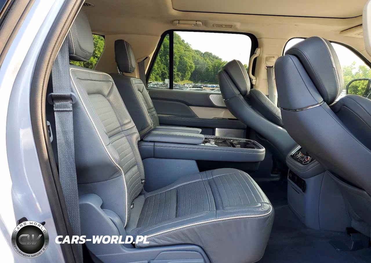 2020 Lincoln Navigator L Black Label VIN:5LMJJ3TT1LEL08982 - 11