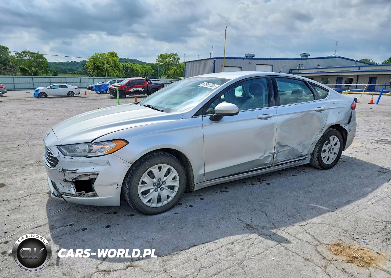 2019 Ford Fusion S – zdjęcie 1 z 12