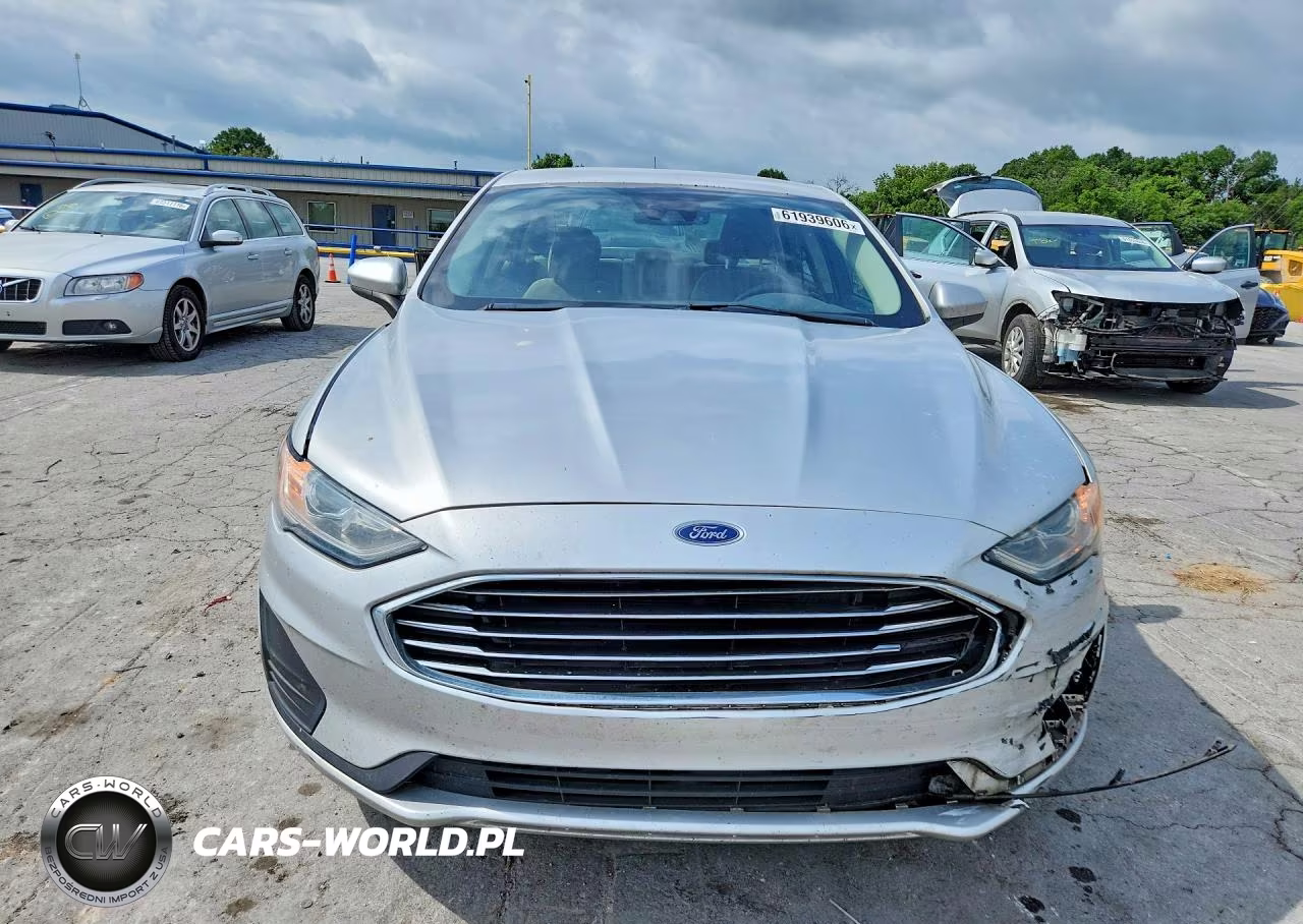 2019 Ford Fusion S VIN:3FA6P0G79KR102060 - 5