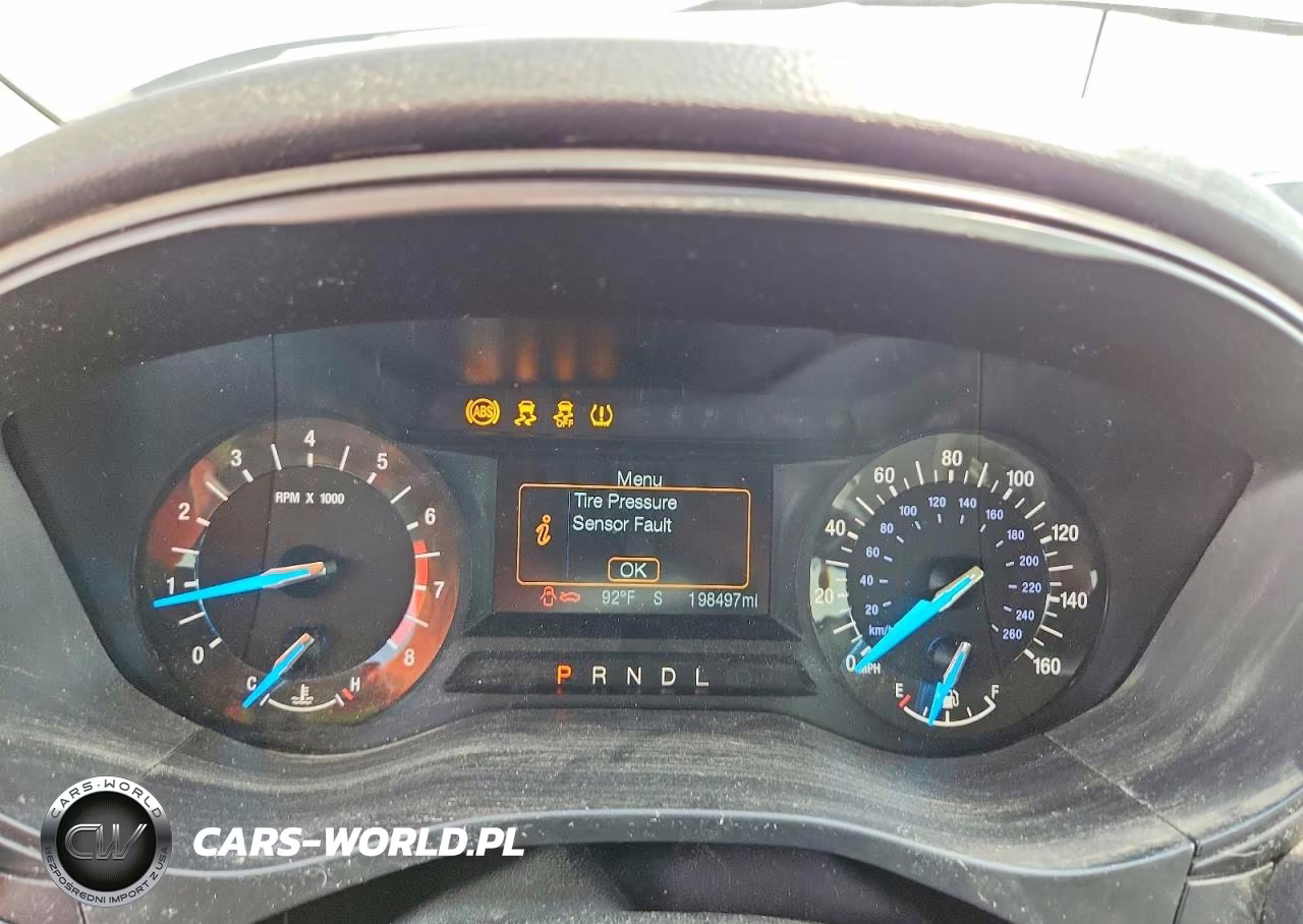 2019 Ford Fusion S VIN:3FA6P0G79KR102060 - 9