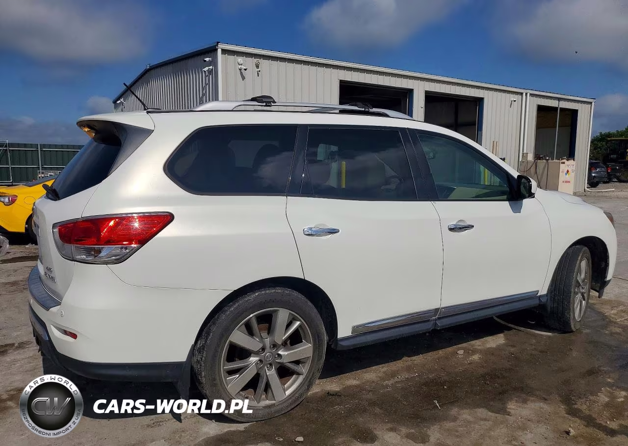 2014 Nissan Pathfinder S VIN:5N1AR2MM5EC619424 - 3