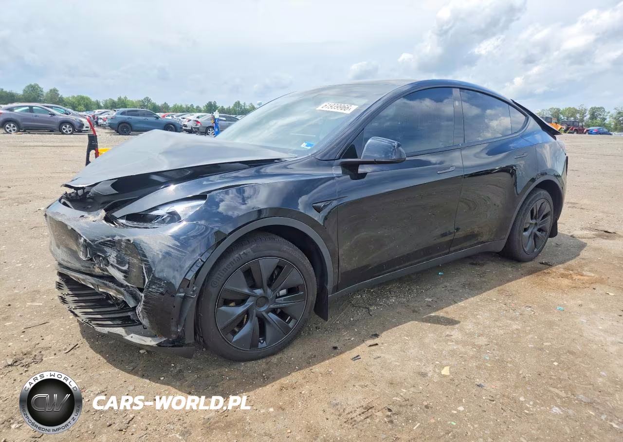 2025 Tesla Model Y – zdjęcie 1 z 12