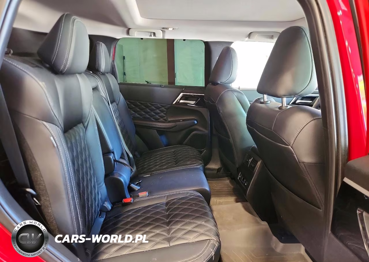 2023 Mitsubishi Outlander Sel VIN:JA4J3VA85PZ051488 - 11