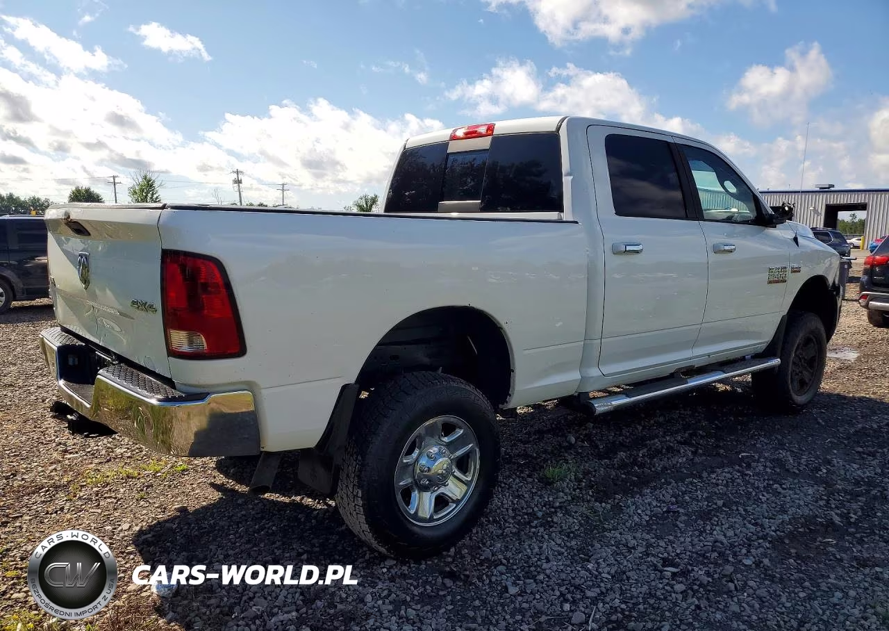 2014 Ram 2500 VIN:3C6TR5DT6EG188022 - 3