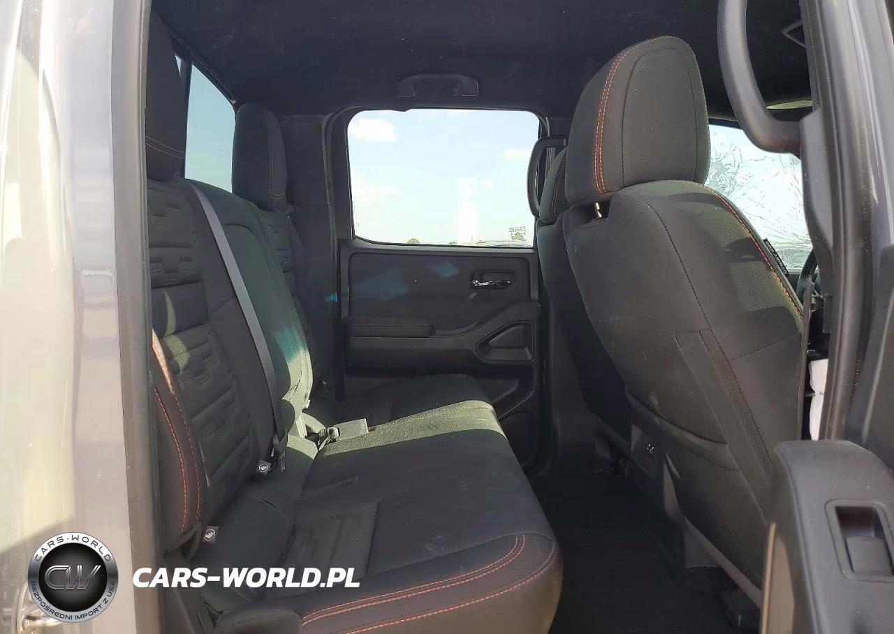 2024 Nissan Frontier Pro-4X VIN:1N6ED1EK2RN662881 - 10