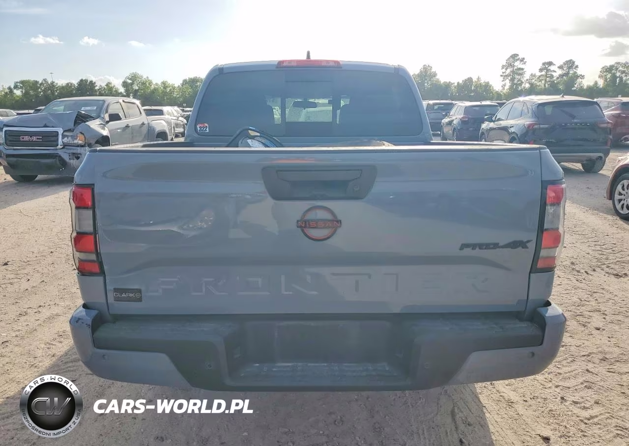 2024 Nissan Frontier Pro-4X VIN:1N6ED1EK2RN662881 - 6