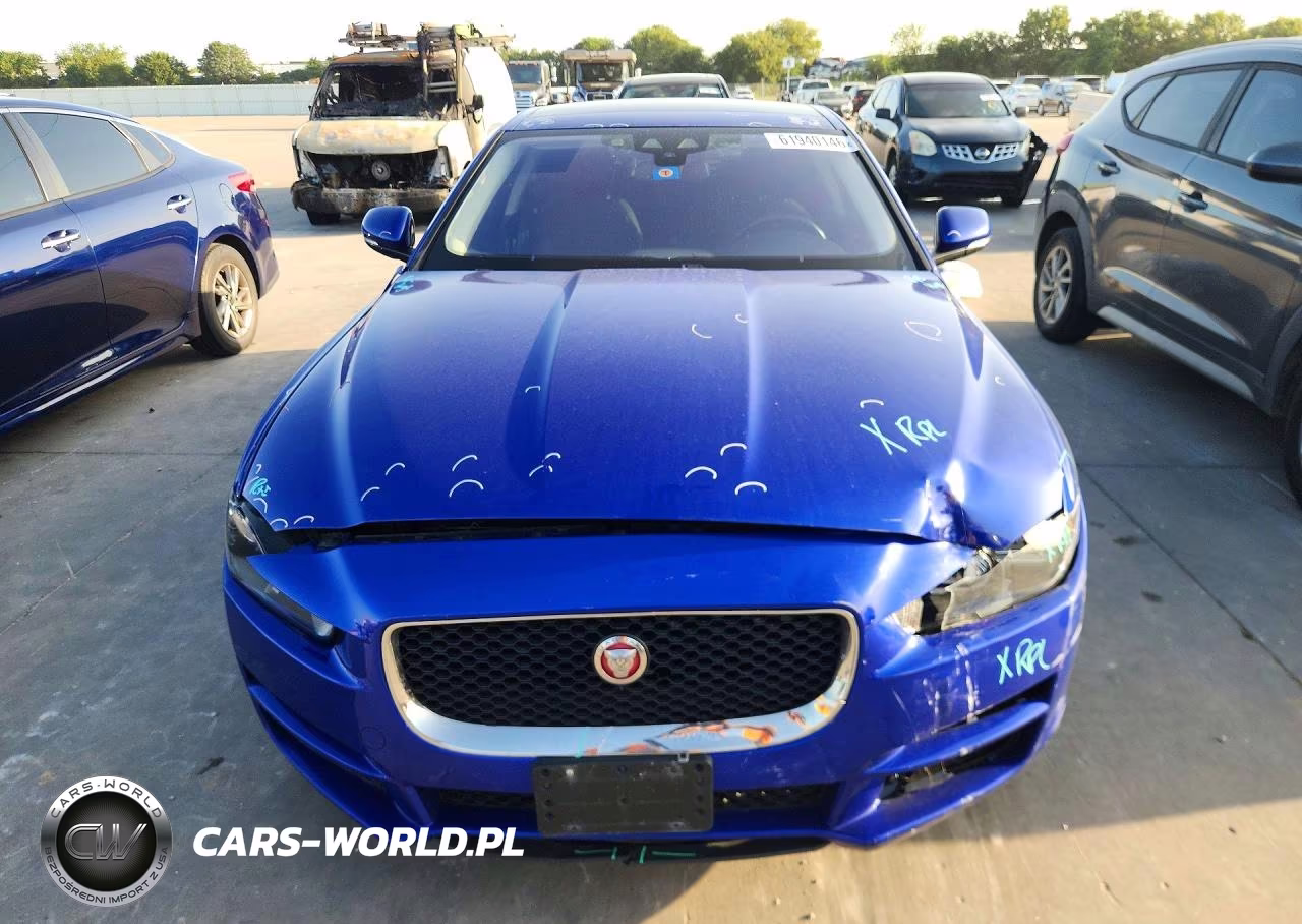 2017 Jaguar Xe Premium VIN:SAJAJ4BV3HA974208 - 5