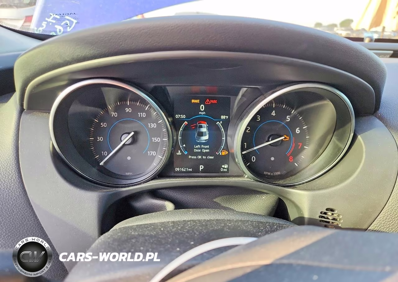 2017 Jaguar Xe Premium VIN:SAJAJ4BV3HA974208 - 9