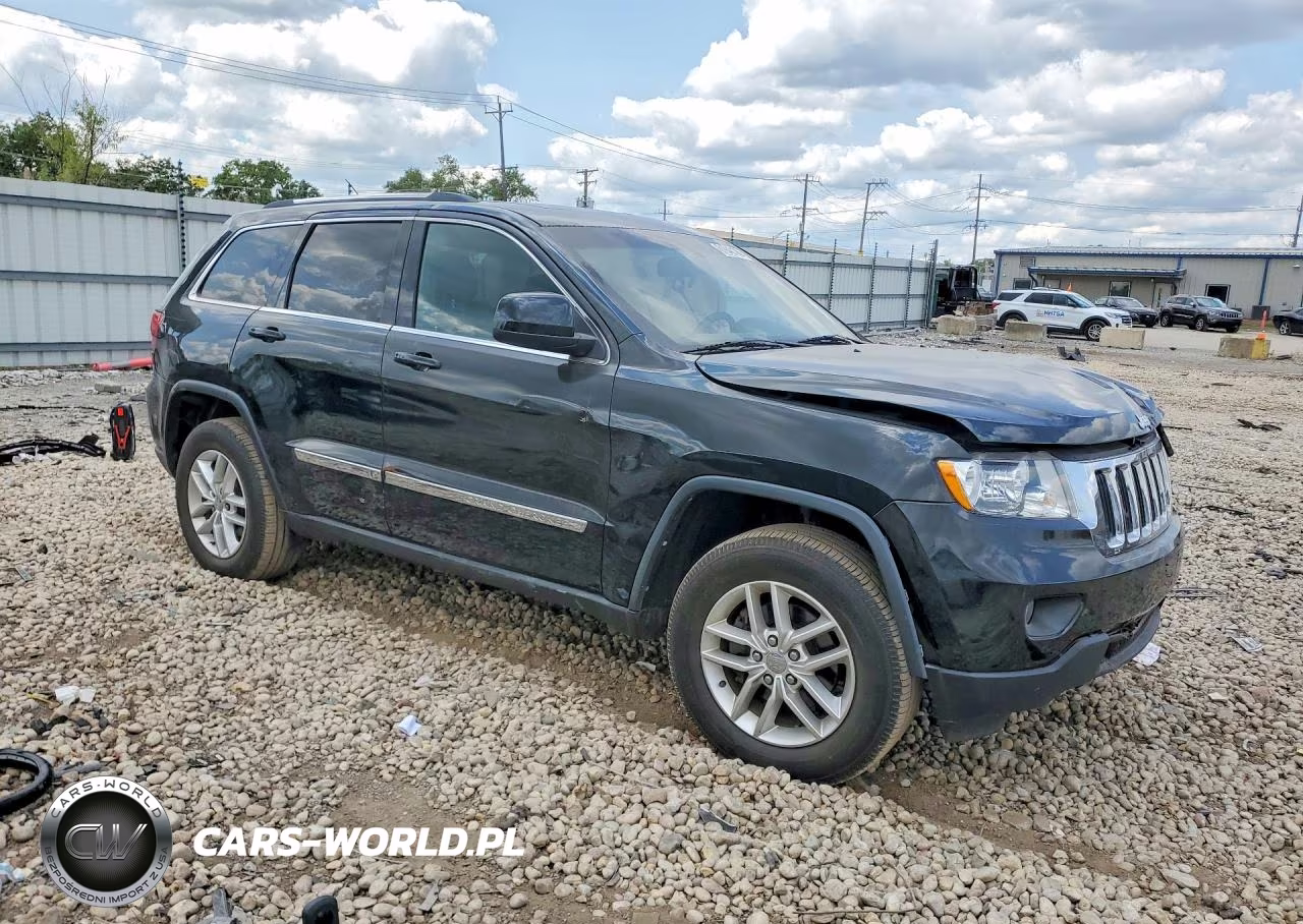 2012 Jeep Grand Cherokee Laredo VIN:1C4RJFAG6CC304116 - 4