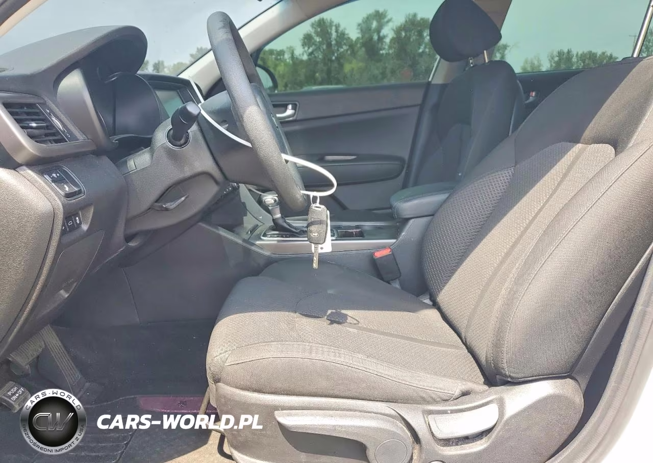 2018 Kia Optima Lx VIN:5XXGT4L34JG267113 - 7