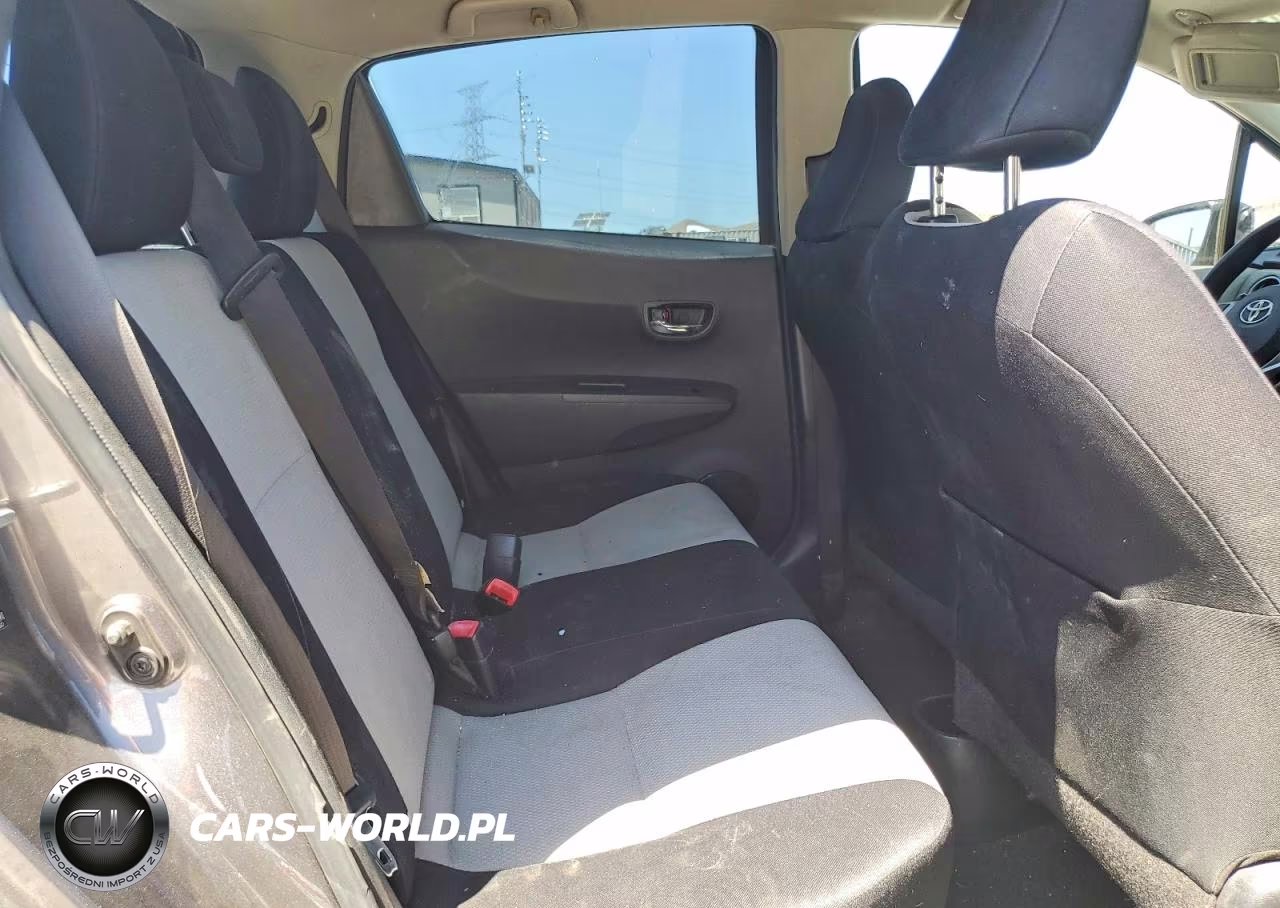2012 Toyota Yaris 5-Door Le VIN:JTDKTUD39CD518794 - 10